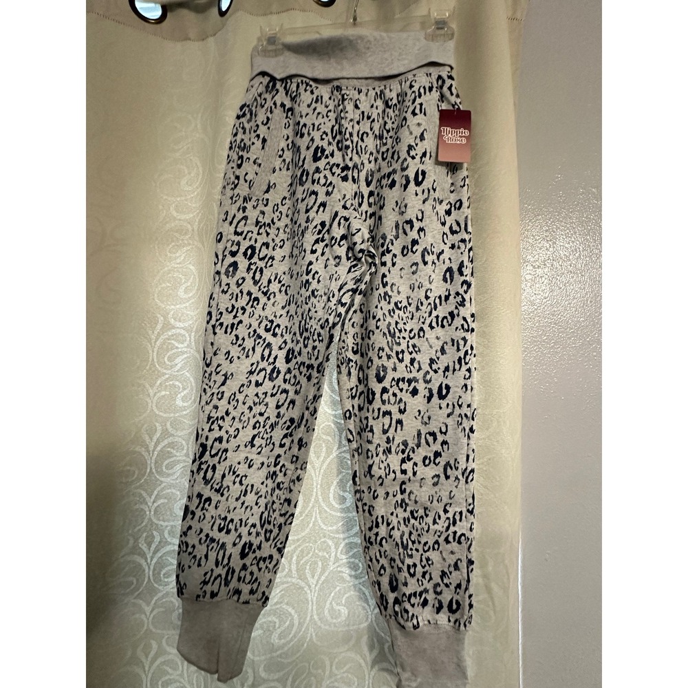 Hippie Rose Womens Snow Leopard Print Jogger Sweatpants White Grey XS